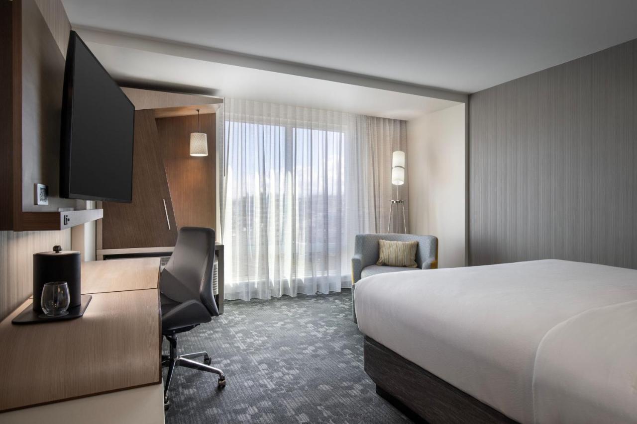 Courtyard By Marriott Nanaimo Hotel Kültér fotó