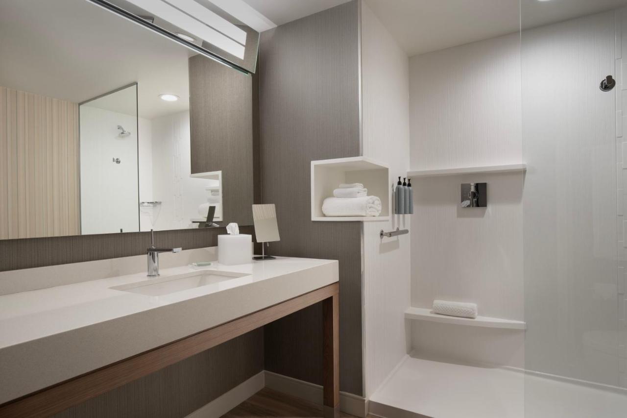Courtyard By Marriott Nanaimo Hotel Kültér fotó